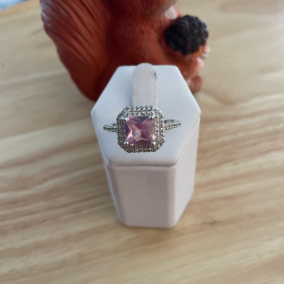 SIZE 10 BRIDAL RING - Picture 6 of 6